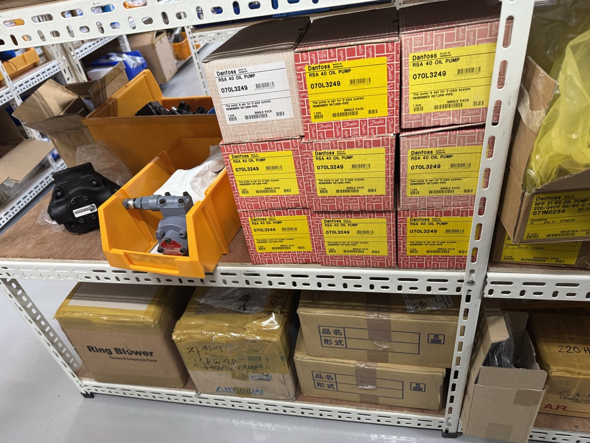 Danfoss 오일펌프 재고